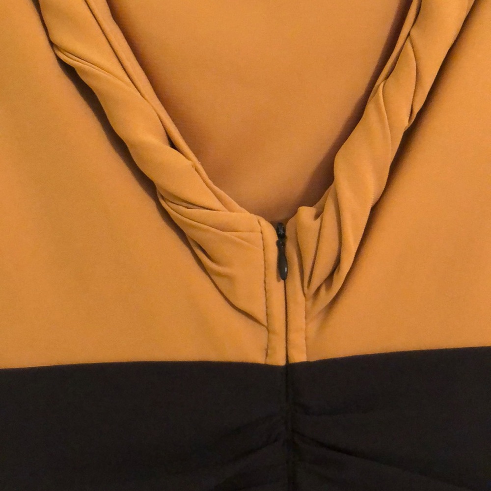 Dress - Picture 5 of 5